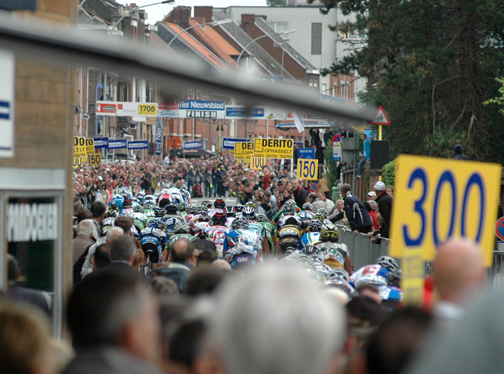 GP Zottergem, BEL - bunch sprint finish - Keven Lacombe finished 4th.[P]Cycle Sport Management Inc.